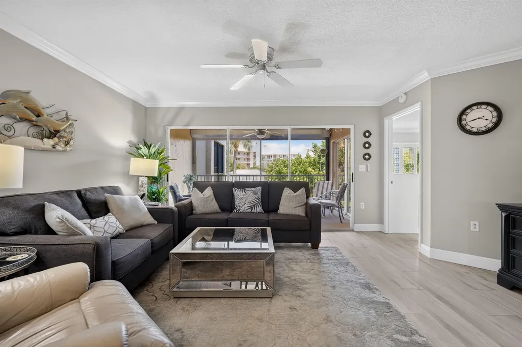 275 Palm Avenue Jupiter FL 33477
