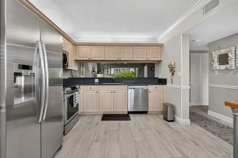 275 Palm Avenue Jupiter FL 33477