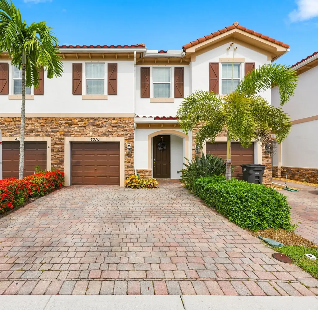 4310 Chalmers Lane West Palm Beach FL 33417