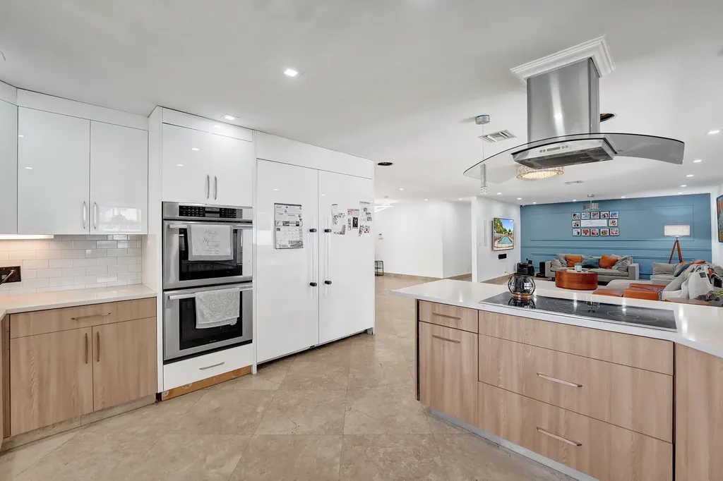 4701 N 36th Court Hollywood FL 33021