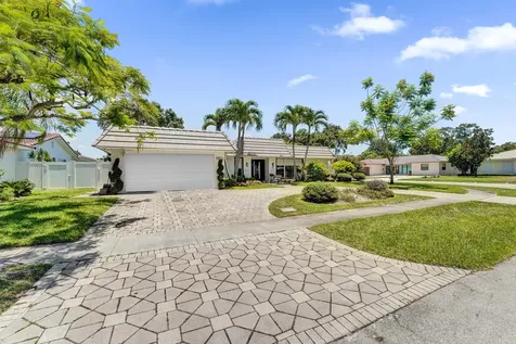 4701 N 36th Court Hollywood FL 33021