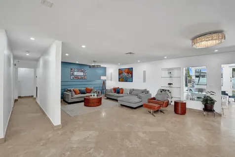 4701 N 36th Court Hollywood FL 33021