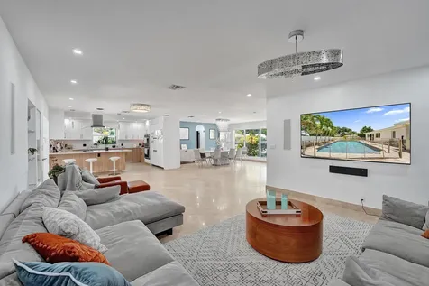 4701 N 36th Court Hollywood FL 33021