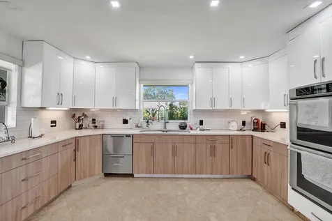 4701 N 36th Court Hollywood FL 33021