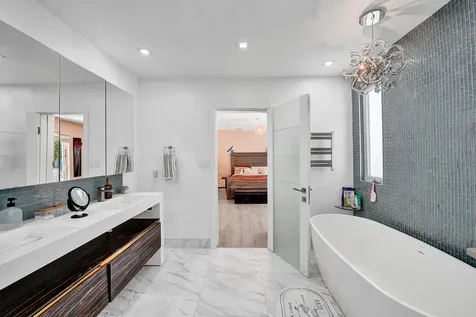 4701 N 36th Court Hollywood FL 33021