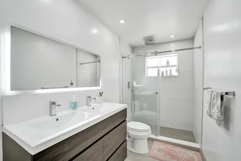 4701 N 36th Court Hollywood FL 33021