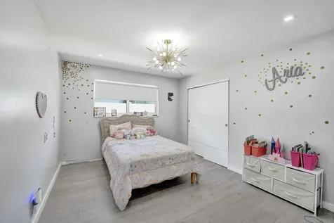 4701 N 36th Court Hollywood FL 33021