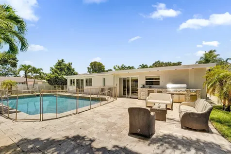 4701 N 36th Court Hollywood FL 33021
