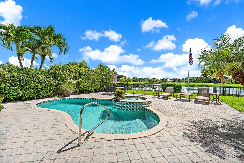 7510 Blue Heron Way West Palm Beach FL 33412