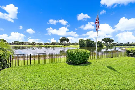 7510 Blue Heron Way West Palm Beach FL 33412