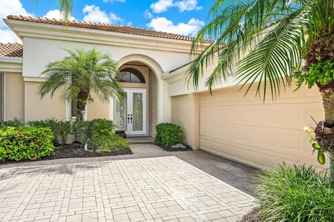 7510 Blue Heron Way West Palm Beach FL 33412