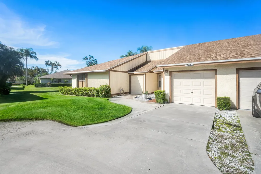 13445 Cross Pointe Drive Palm Beach Gardens FL 33418