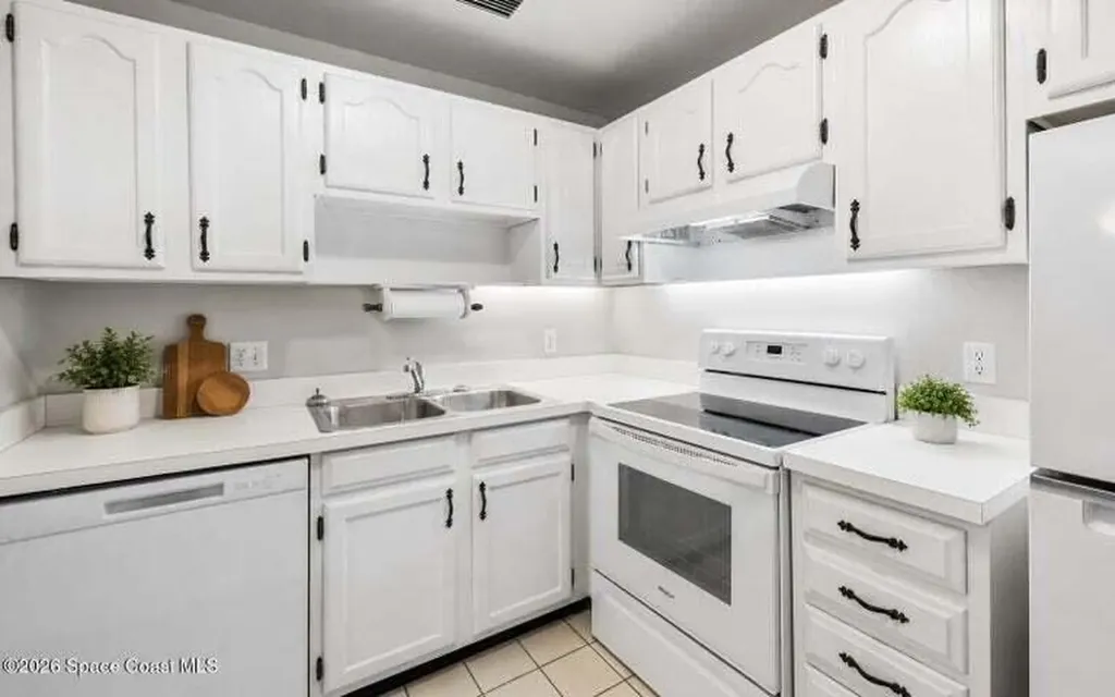 25 Vista Gardens Trail Vero Beach FL 32962