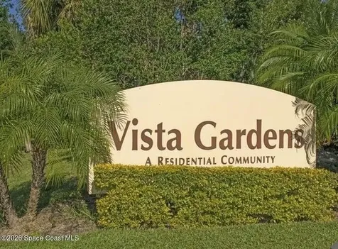 25 Vista Gardens Trail Vero Beach FL 32962