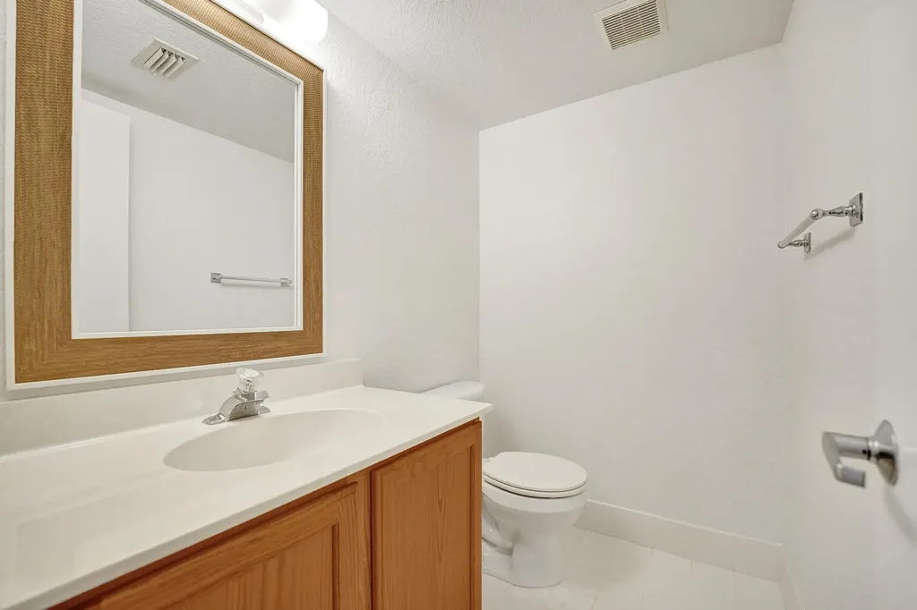 4025 N Federal Highway Oakland Park FL 33308