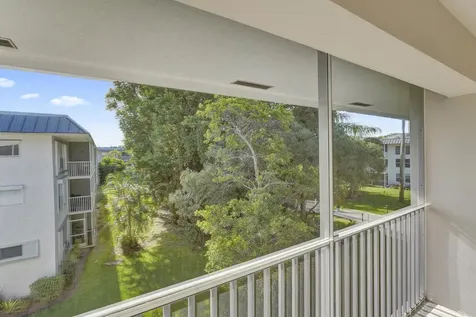 4025 N Federal Highway Oakland Park FL 33308