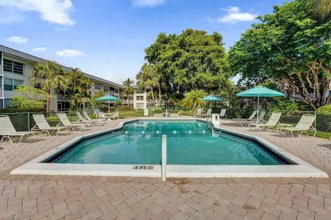 4025 N Federal Highway Oakland Park FL 33308