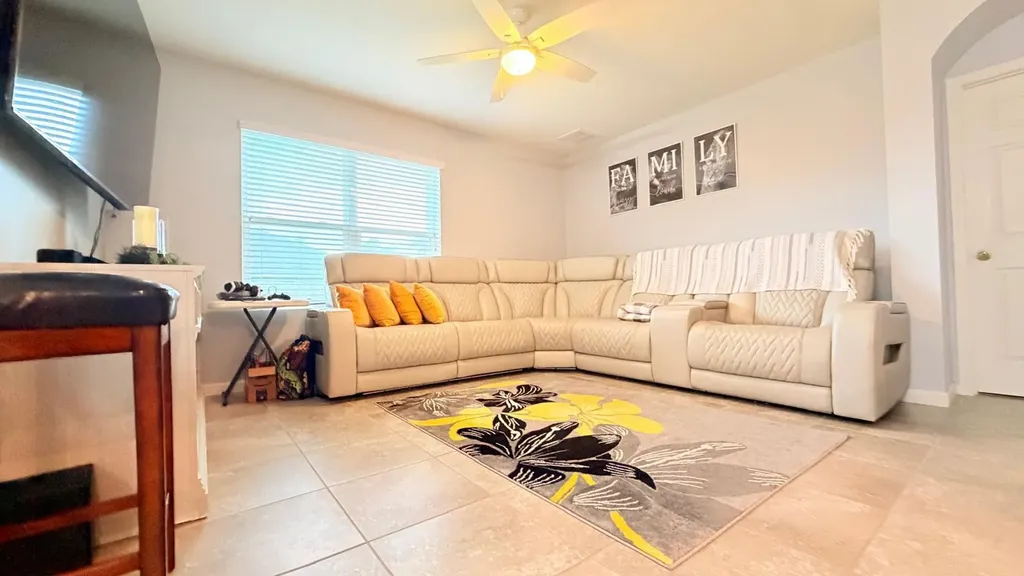 322 SW Molloy Street Port St Lucie FL 34984