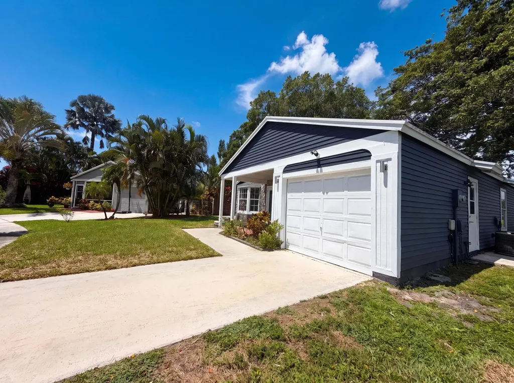 9171 Beverly Court Boynton Beach FL 33472