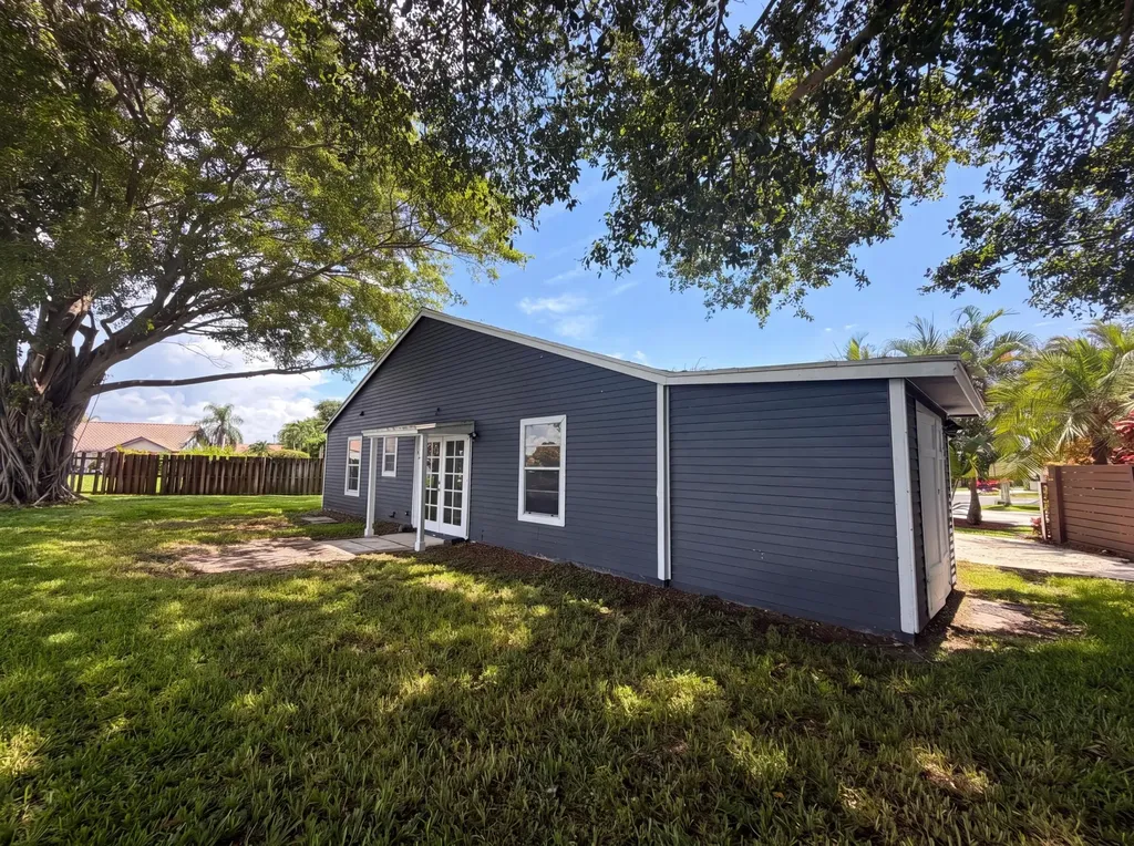 9171 Beverly Court Boynton Beach FL 33472