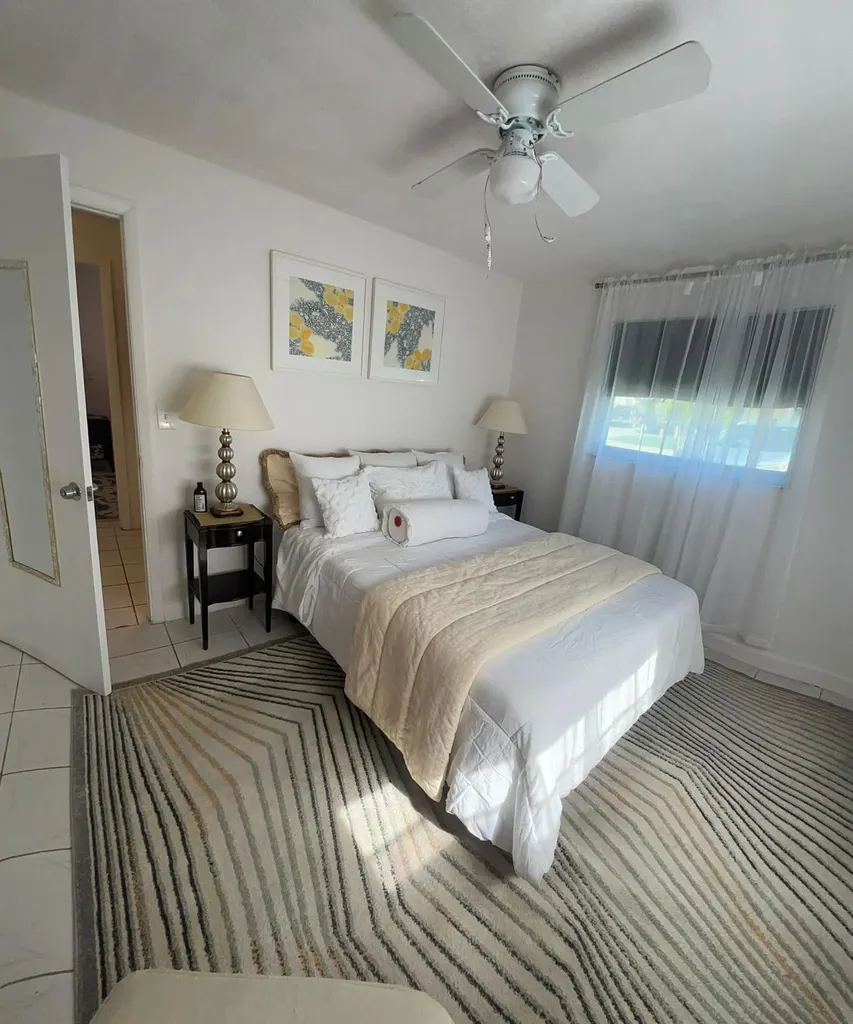 4915 Weymouth Street Lake Worth FL 33463