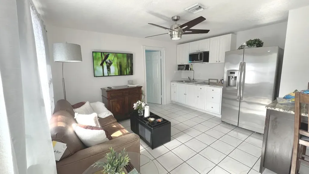 4915 Weymouth Street Lake Worth FL 33463