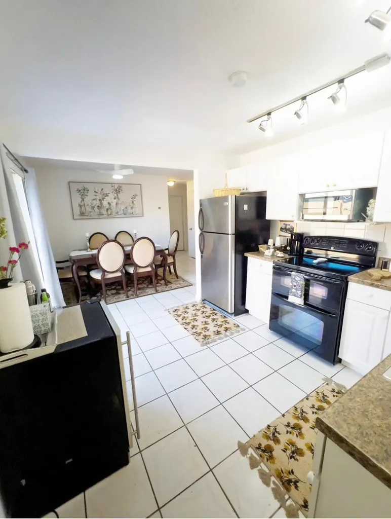 4915 Weymouth Street Lake Worth FL 33463