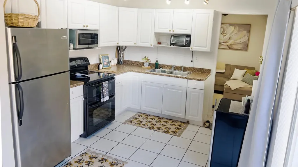 4915 Weymouth Street Lake Worth FL 33463