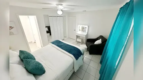 4915 Weymouth Street Lake Worth FL 33463