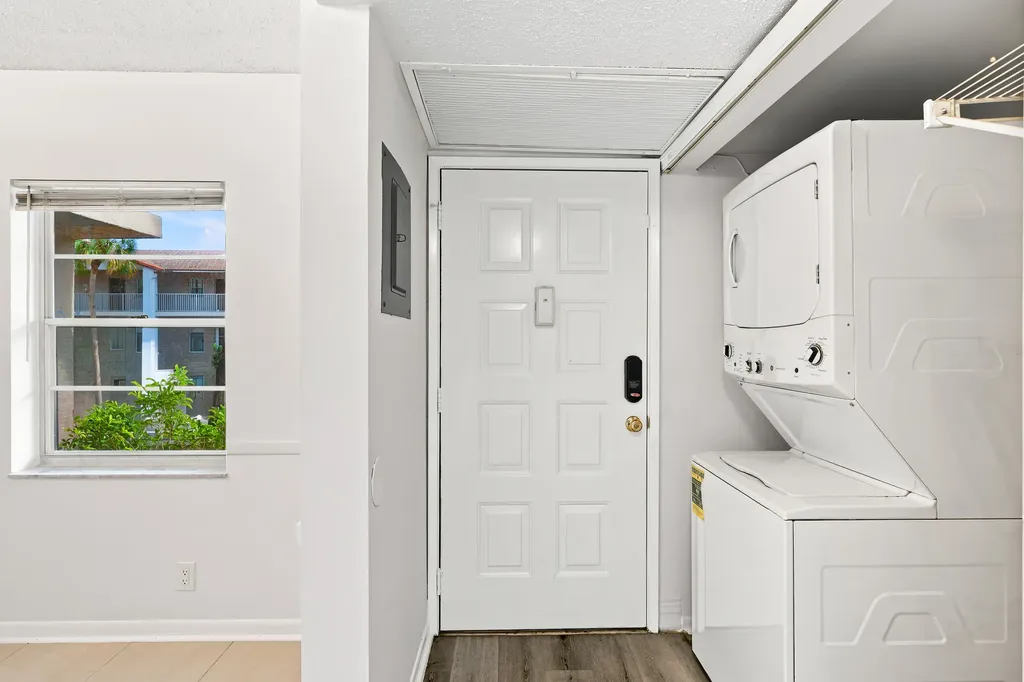 8820 Royal Palm Boulevard Coral Springs FL 33065