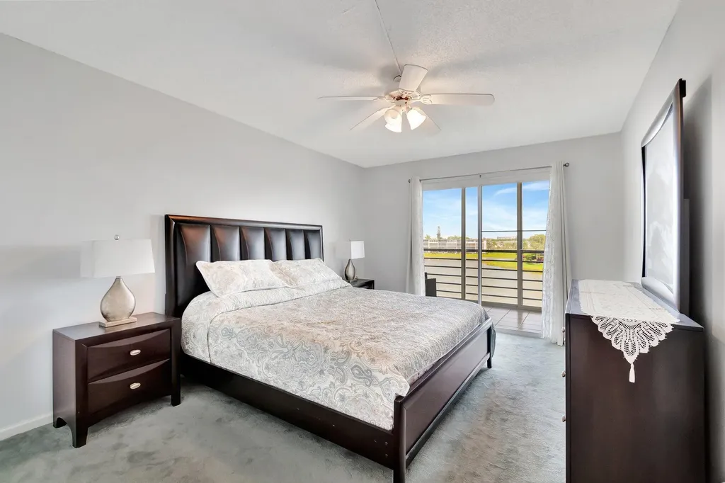 4018 Cornwall Boca Raton FL 33434