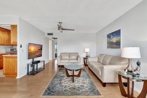 4018 Cornwall Boca Raton FL 33434