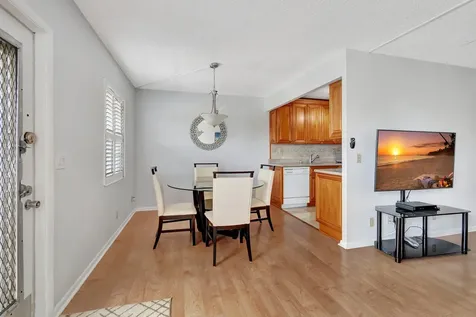 4018 Cornwall Boca Raton FL 33434