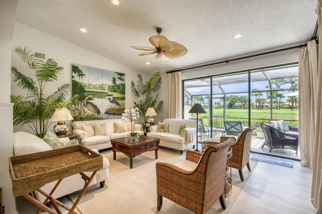 525 Prestwick Circle Palm Beach Gardens FL 33418