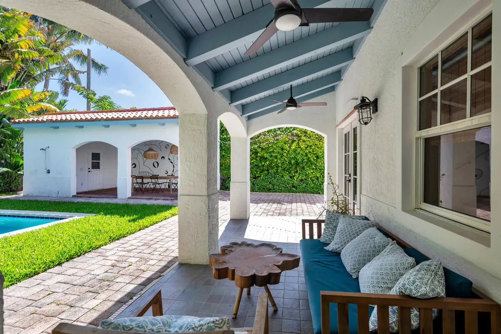 375 Plymouth Road West Palm Beach FL 33405