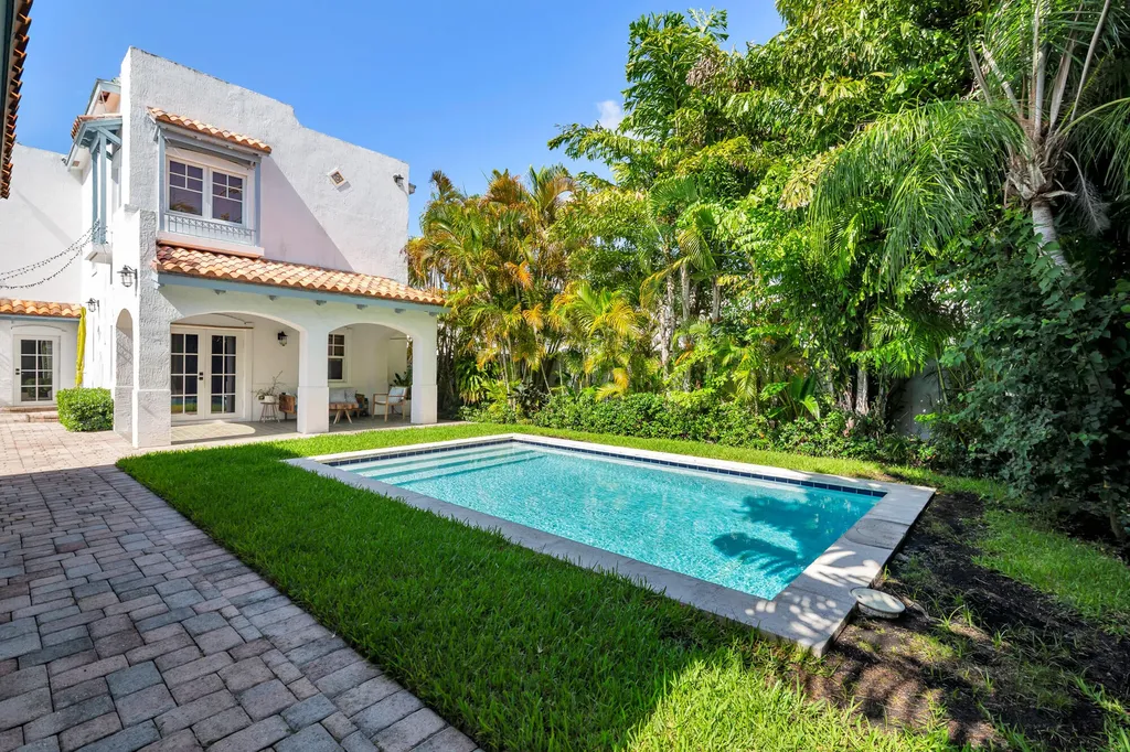 375 Plymouth Road West Palm Beach FL 33405