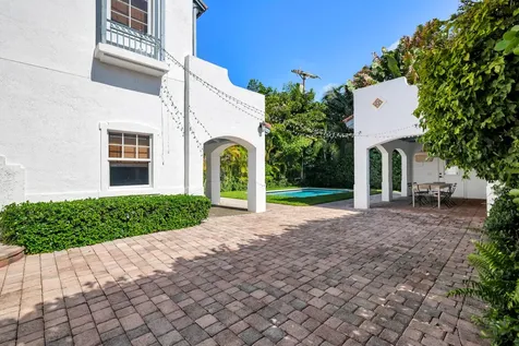 375 Plymouth Road West Palm Beach FL 33405