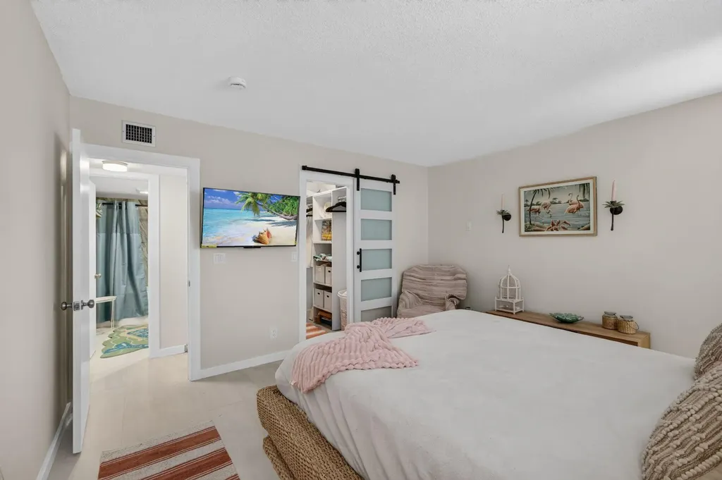 100 Paradise Harbour Boulevard North Palm Beach FL 33408