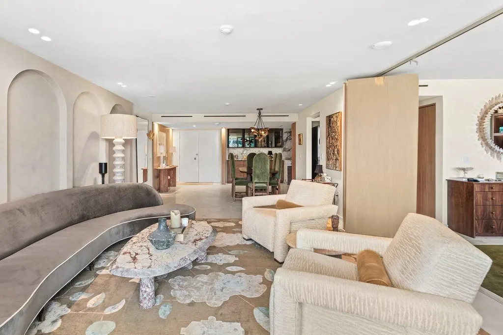 100 Sunrise Avenue Palm Beach FL 33480