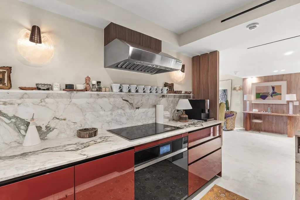 100 Sunrise Avenue Palm Beach FL 33480