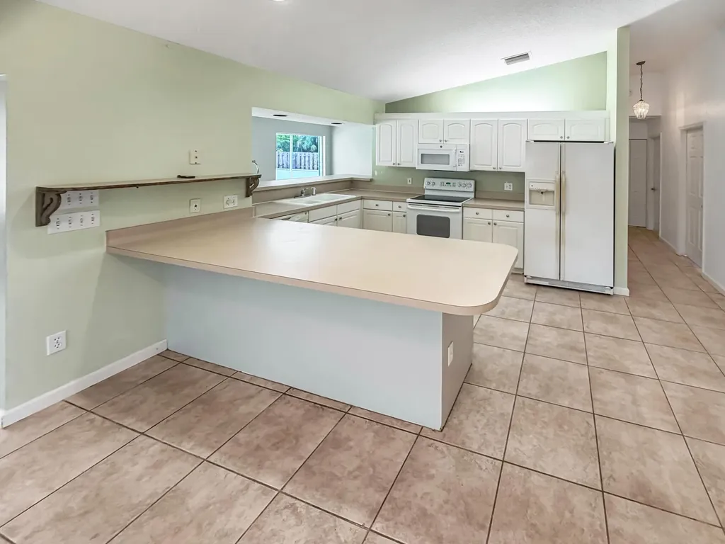 2361 NE 21st Avenue Jensen Beach FL 34957