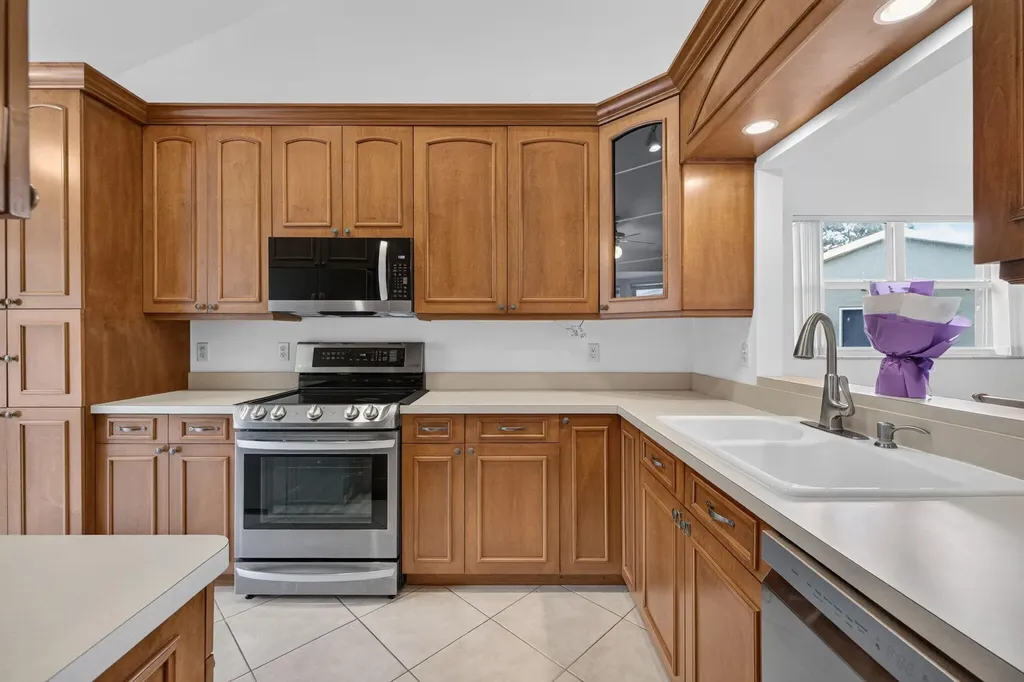 1474 SE Rivergreen Circle Port St Lucie FL 34952