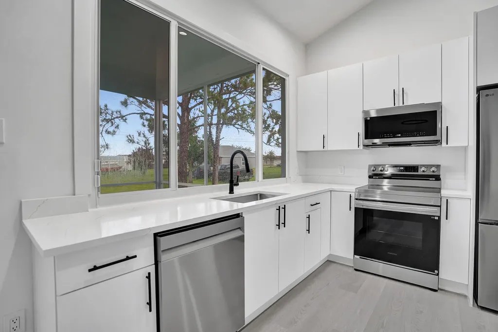 1237 SW Edinburgh Drive Port St Lucie FL 34953