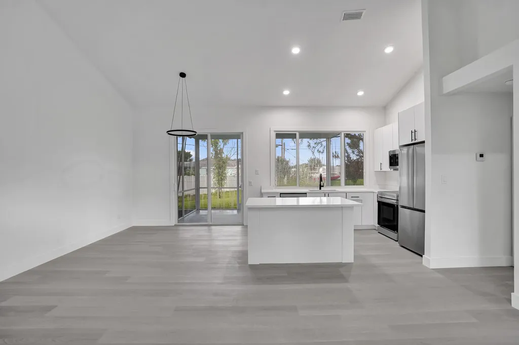 1237 SW Edinburgh Drive Port St Lucie FL 34953