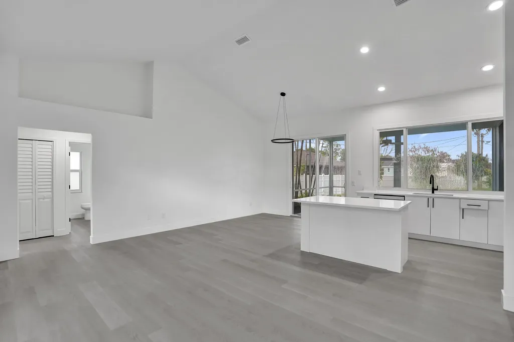 1237 SW Edinburgh Drive Port St Lucie FL 34953