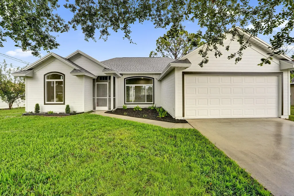 1237 SW Edinburgh Drive Port St Lucie FL 34953