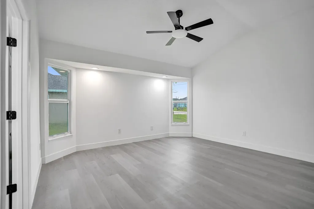 1237 SW Edinburgh Drive Port St Lucie FL 34953