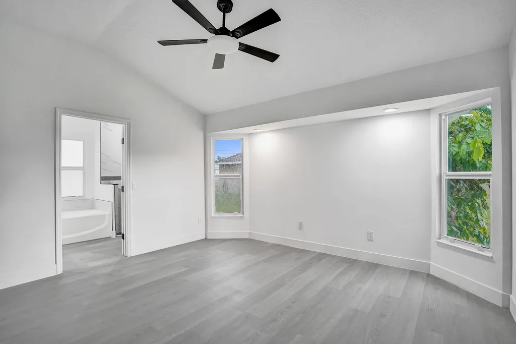 1237 SW Edinburgh Drive Port St Lucie FL 34953