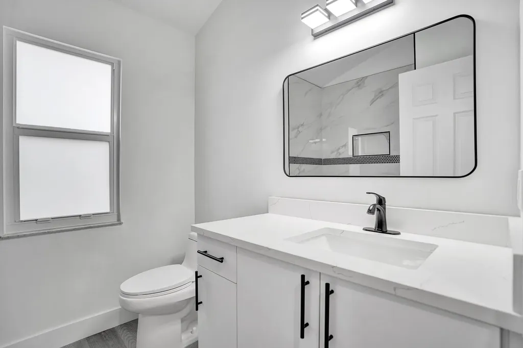 1237 SW Edinburgh Drive Port St Lucie FL 34953