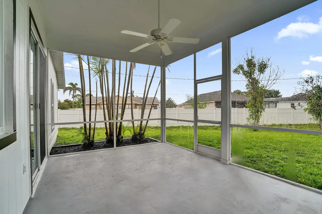 1237 SW Edinburgh Drive Port St Lucie FL 34953